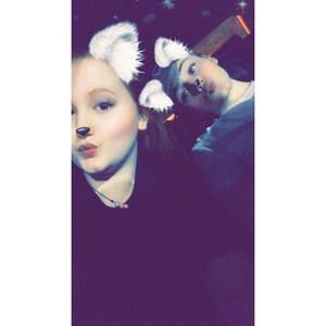 Meet your Posher, Halie